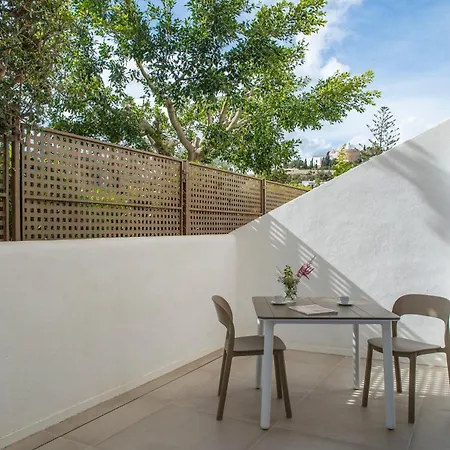 Pierre & Ros Ibiza Apartment