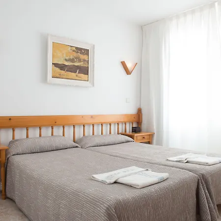 Pierre & Ros Ibiza *