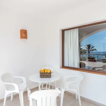 Pierre & Ros Ibiza 아파트 *