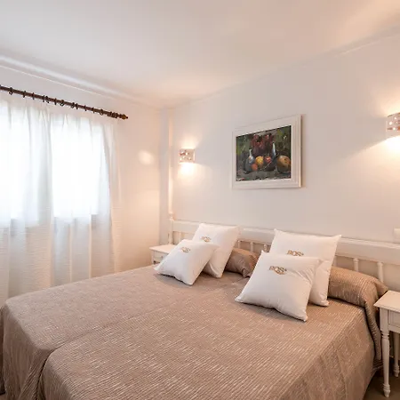 Pierre & Ros Ibiza * 산타 에우랄리아 데 리오