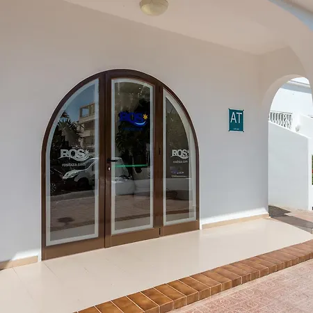 Pierre & Ros Ibiza Daire Santa Eularia des Riu