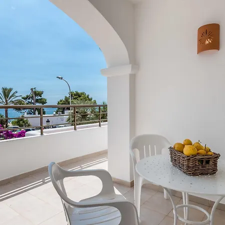 Pierre & Ros Ibiza Daire Santa Eularia des Riu