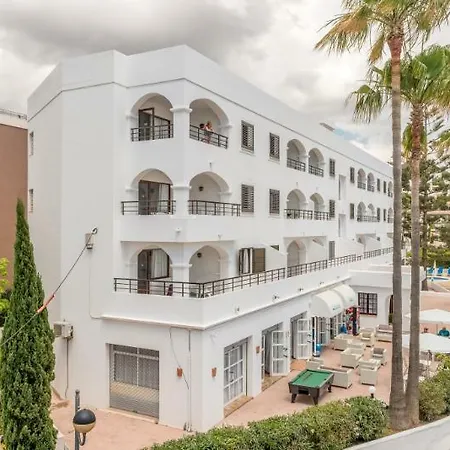 Apartmán Pierre & Ros Ibiza *