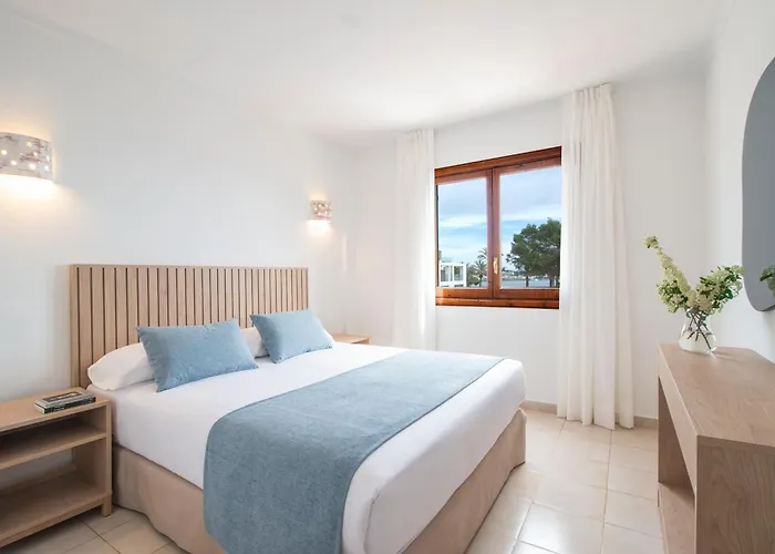 Pierre & Ros Ibiza * Santa Eulària des Riu