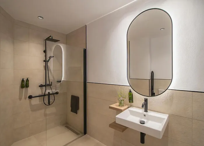 Pierre & Ros Ibiza 圣埃乌拉利亚