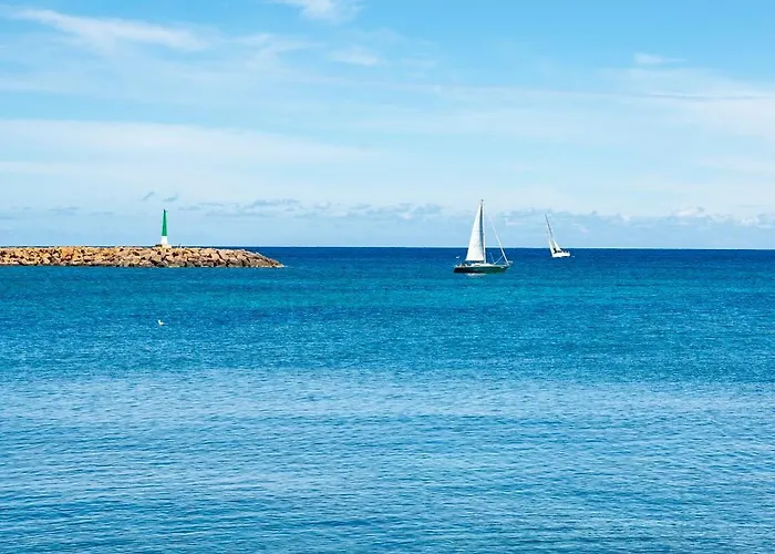 Pierre & Ros Ibiza 圣埃乌拉利亚