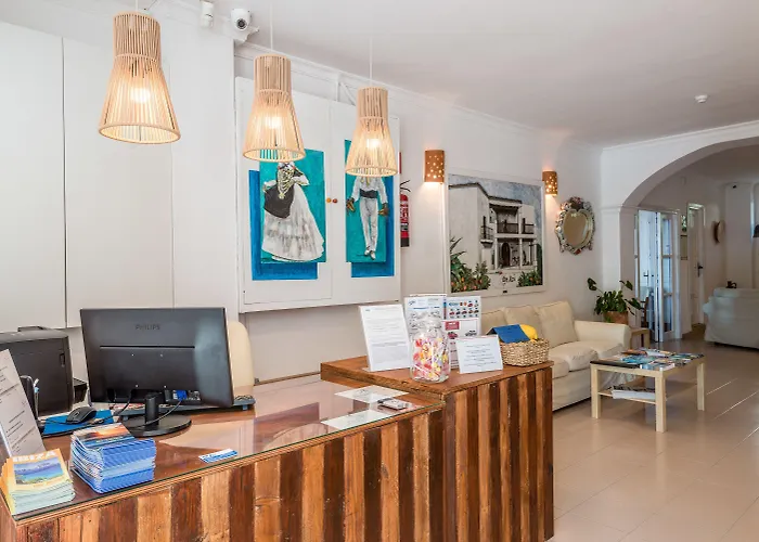 Pierre & Ros Ibiza 公寓 *