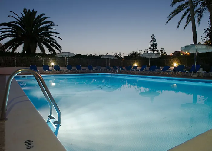 Pierre & Ros Ibiza 公寓 *