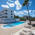 Pierre & Ros Ibiza Santa Eularia des Riu