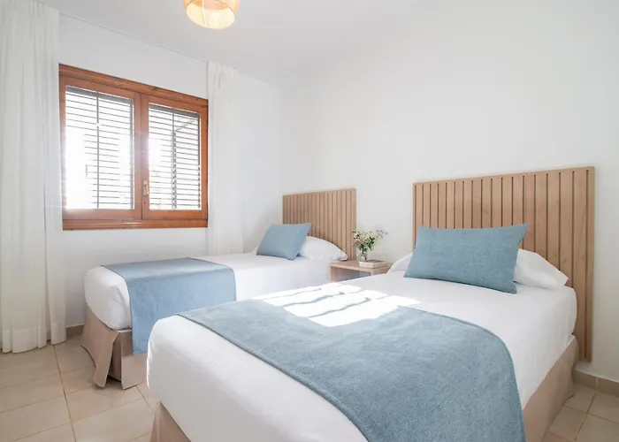 Pierre & Ros Ibiza Santa Eulária des Riu