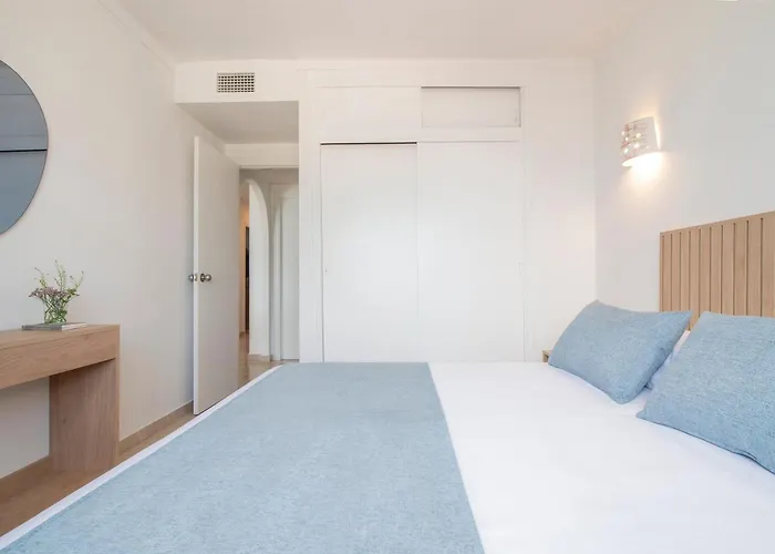 Pierre & Ros Ibiza *