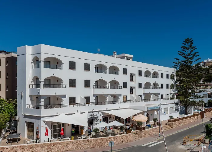 Pierre & Ros Ibiza *